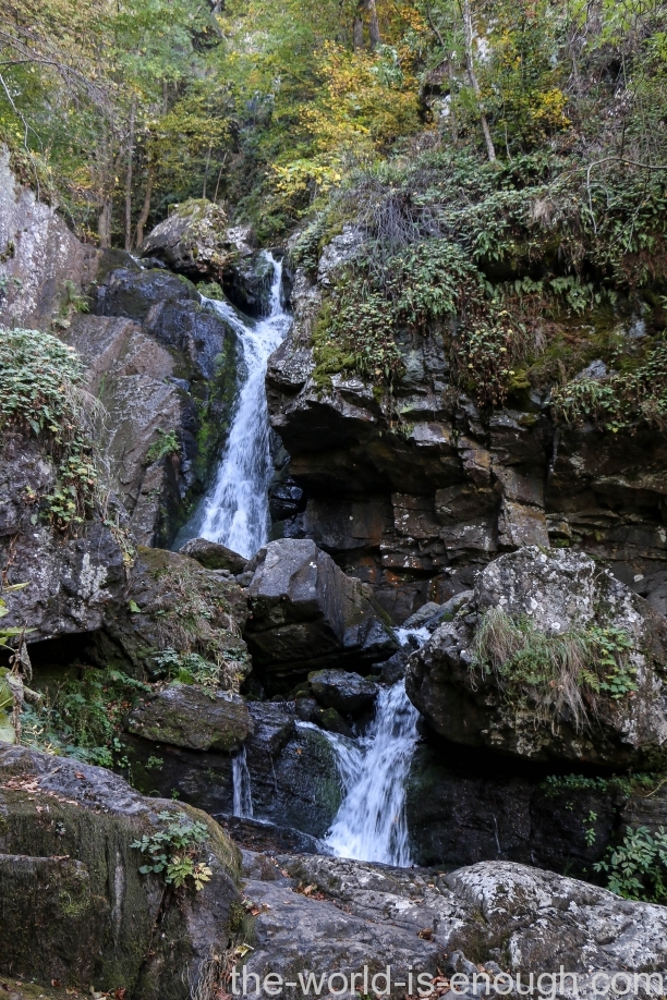 Boyana waterfall track
