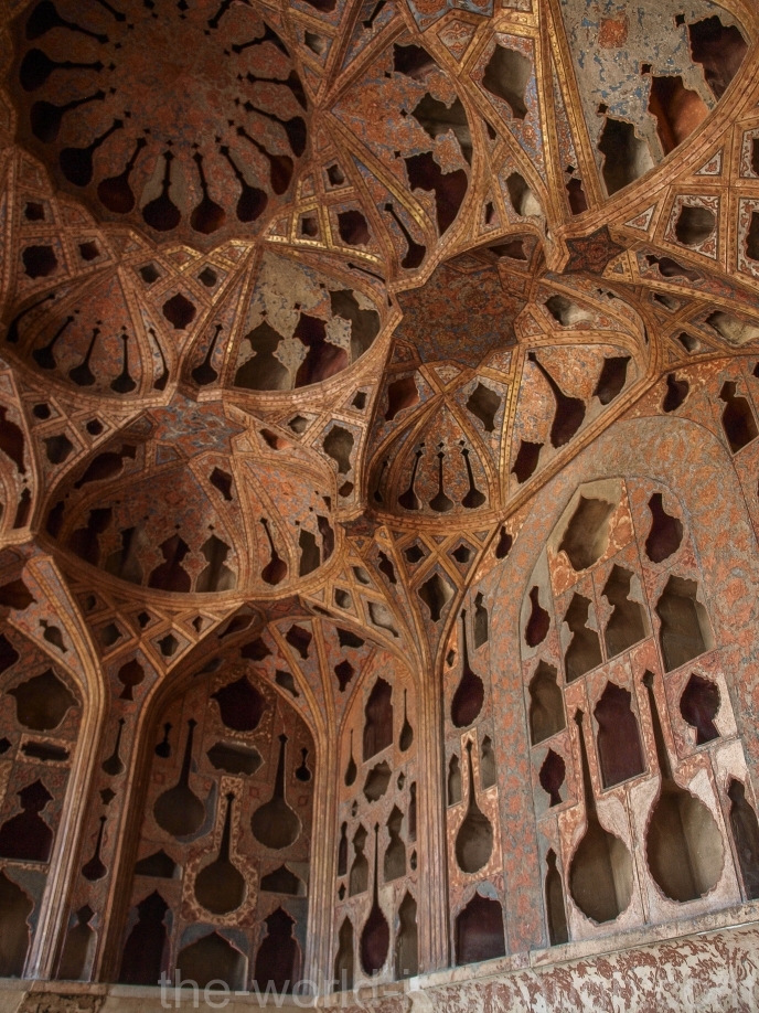 Стены Музыкального зала дворца Алий-Гапу, Исфахан