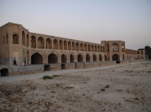 Khajou Bridge (04)   
