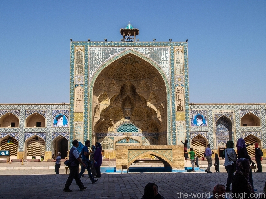 Soffeh-е Ostad - Остад (Ученик) - западный айван пятничной мечети Атиг Исфахана