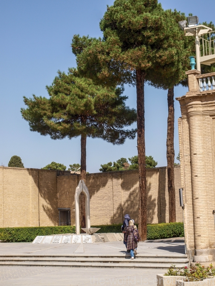 Мемориал жертвам геноцида армян, Собор Святого Христа Всеспасителя в Исфахане