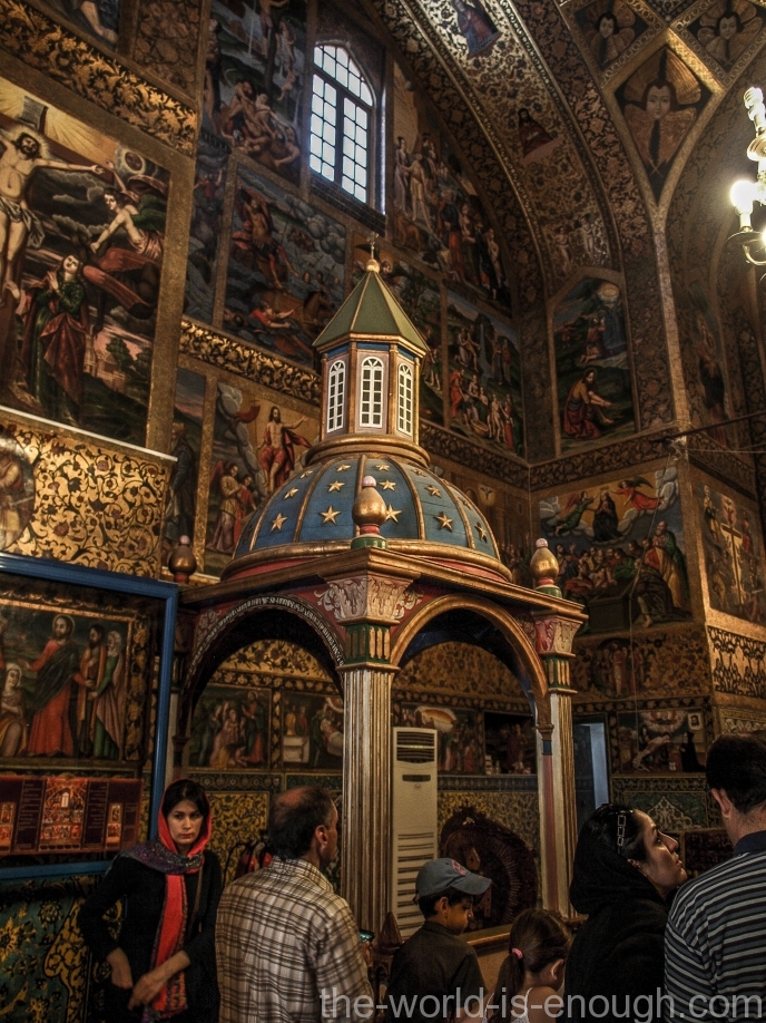 Кафедральный собор Святых Сестёр в Исфахане