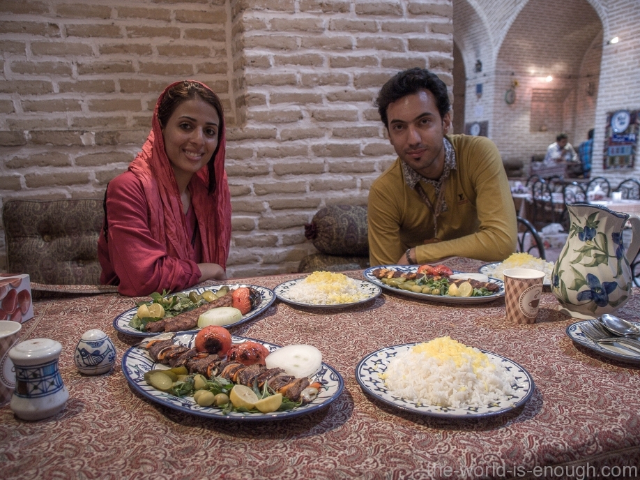 Ресторан караван-сарая шаха Аббаса в Мейбоде
