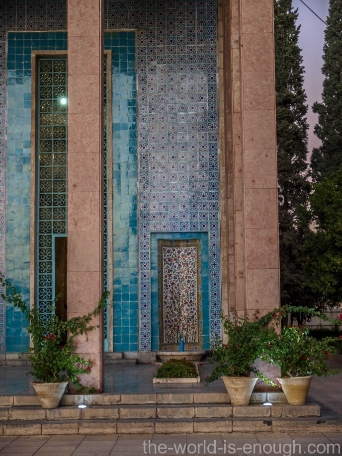 Шираз, Гробница Саади