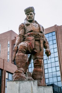 Skopje, Andon Kyoseto monument