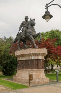 Skopje Park of The Woman Freedom-fighter, Pitu Guli Monument