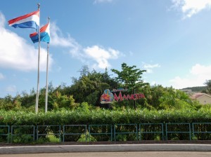 St.Maarten border (5)