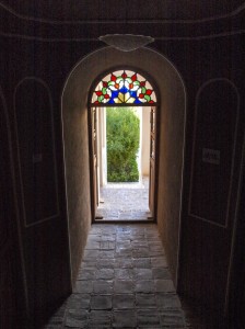Manoucheri House Hotel (02)  