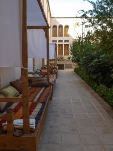 Manoucheri House Hotel (07)  