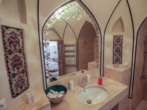 Manoucheri House Hotel (12)  