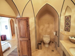 Manoucheri House Hotel (15-3)  